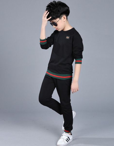 Wholesale Stripe Elastic Sports Boys Clothes Set