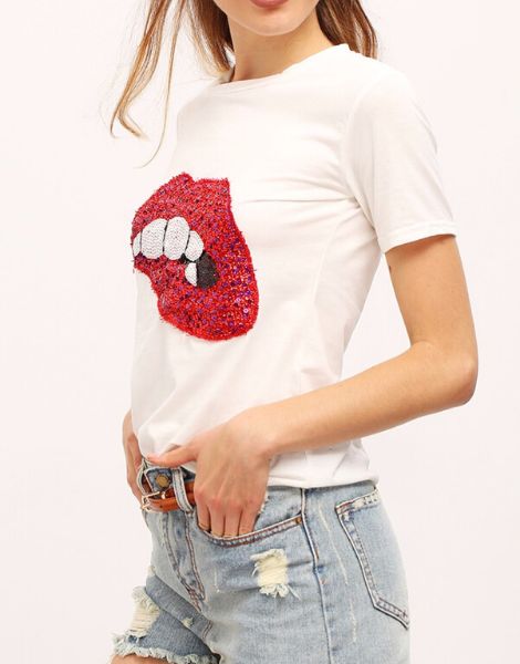 wholesale lip print t-shirt manufacturers