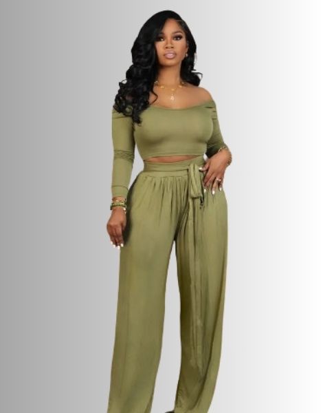 Boutique 2 Piece Pant Sets Women Solid Boat Neck Top