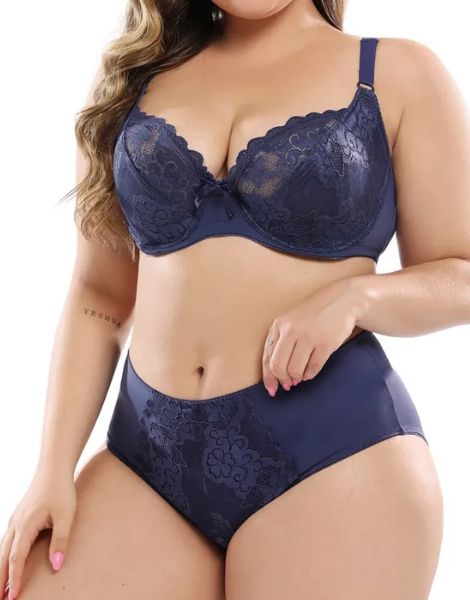 Plus size lingerie (1)